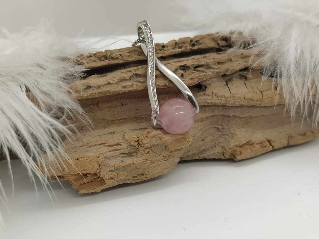 Pendentif Quartz Rose