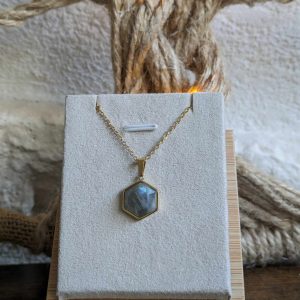 Pendentif en labradorite esus