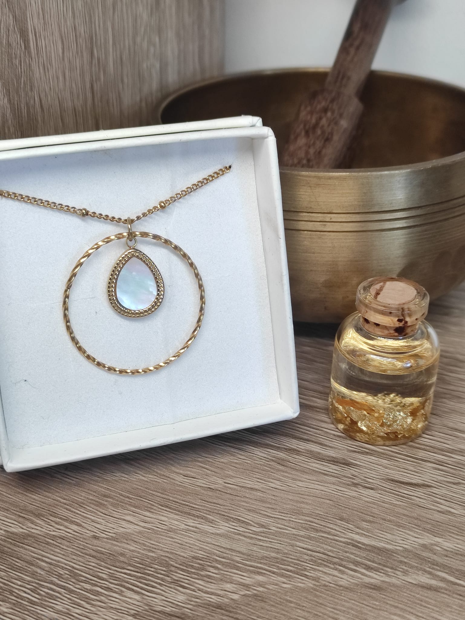 Pendentif Nacre Goutte