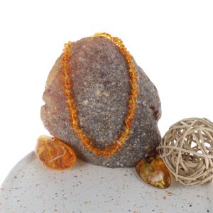 collier ambre rasa pour enfant