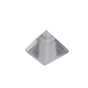 Pyramide en cristal de roche