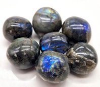 Pierre roulee Labradorite