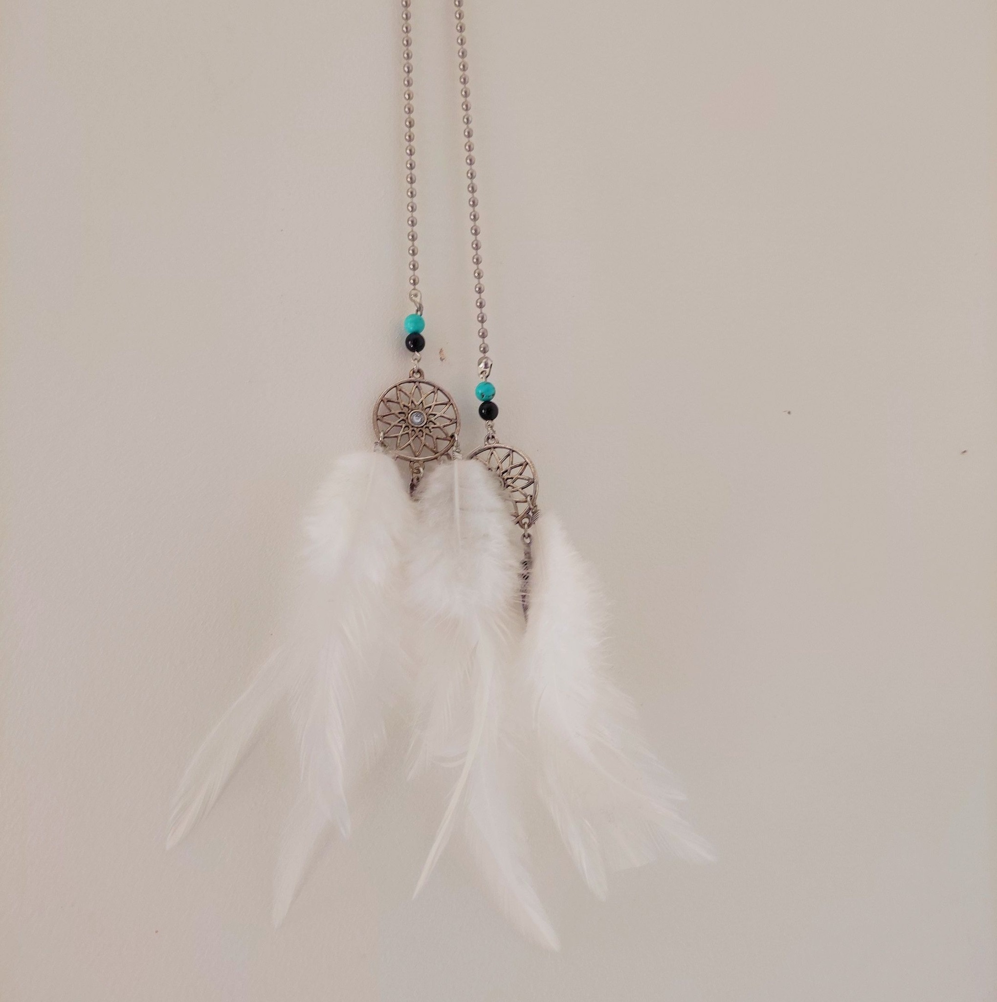 Suspension Blanche Voiture Tourmaline-Turquoise