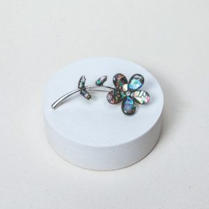 broche fleur ormeau
